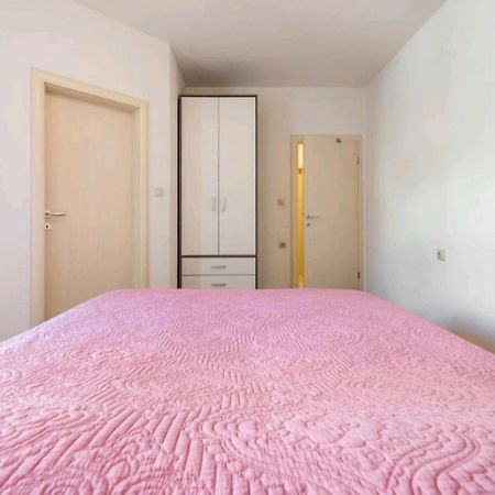Amazing Apartment In Selca With Wifi Selca (Brac) Exterior foto