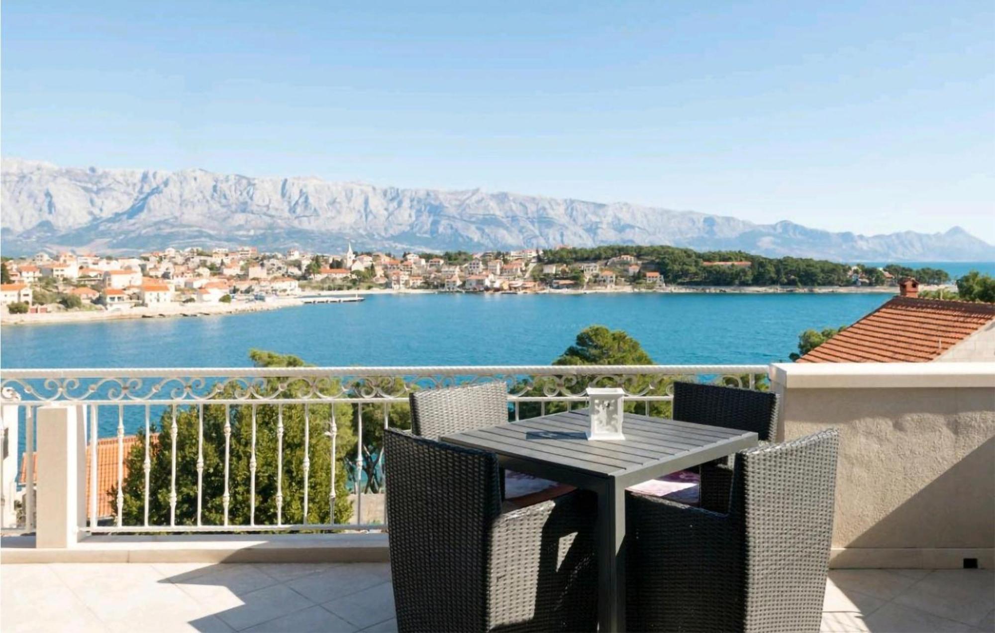 Amazing Apartment In Selca With Wifi Selca (Brac) Exterior foto